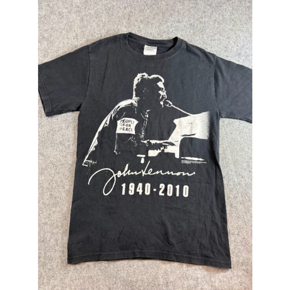 The Beatles John Lennon People For Peace Tshirt Men Small 1940-2010 Memorial Tee
